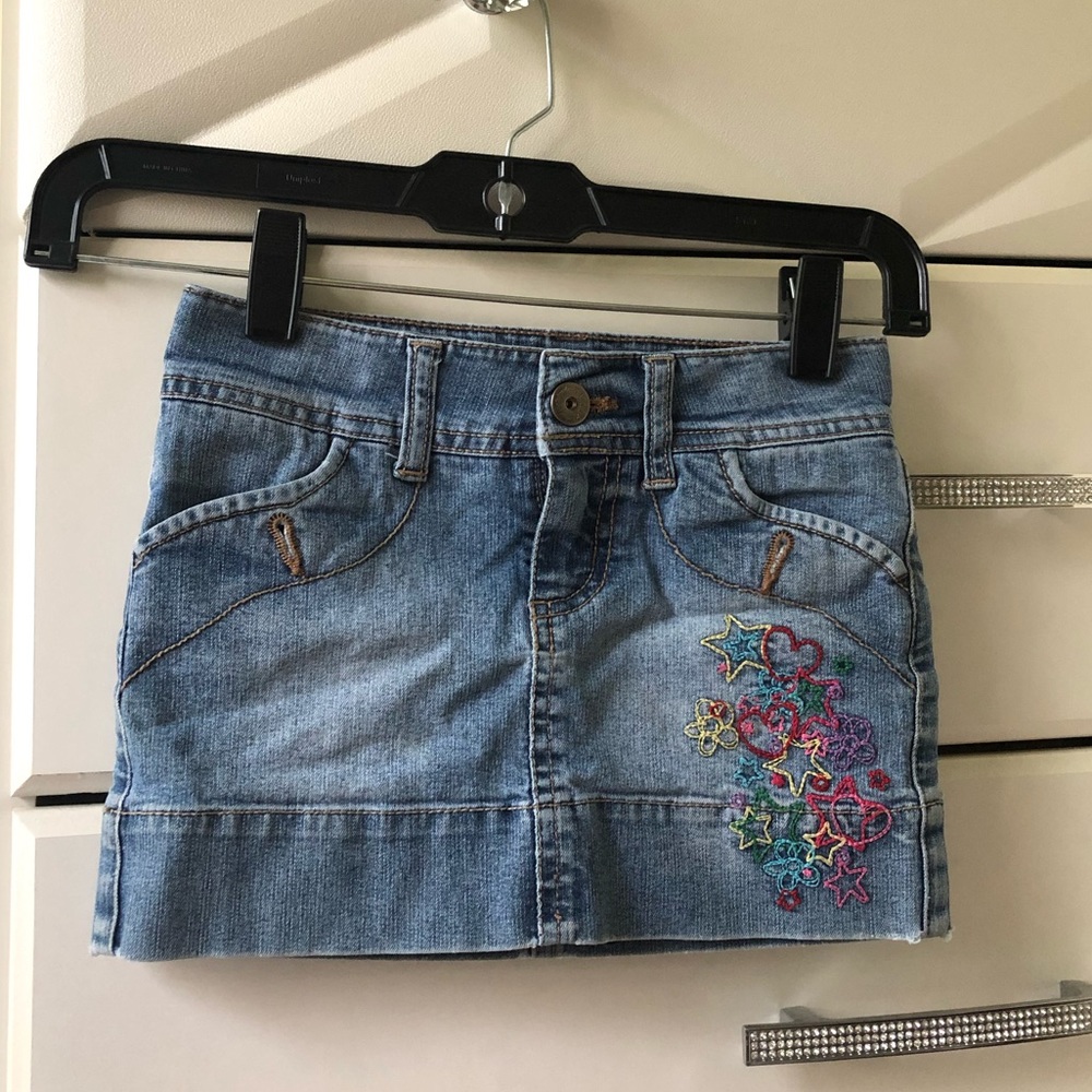 Skirt girls